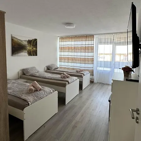 Modernes Mit Balkon 公寓 马尔