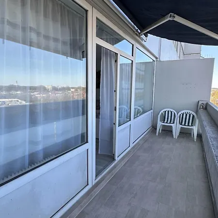 Modernes Mit Balkon *