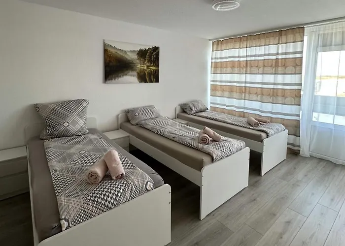 Modernes Mit Balkon 公寓 *