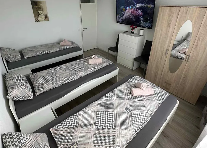 公寓 Modernes Mit Balkon *